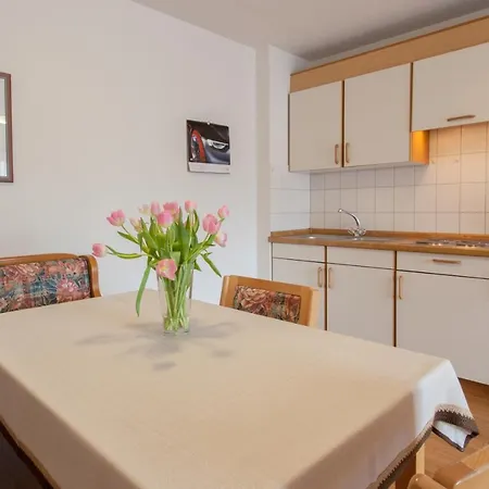 Rustikale 3 Zi.-fewo Naehe Freiburg 70qm Appartement Simonswald