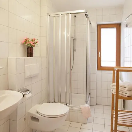 Rustikale 3 Zi.-fewo Naehe Freiburg 70qm Simonswald